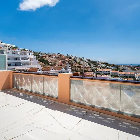 Terrace Paradise Court & Sea View *